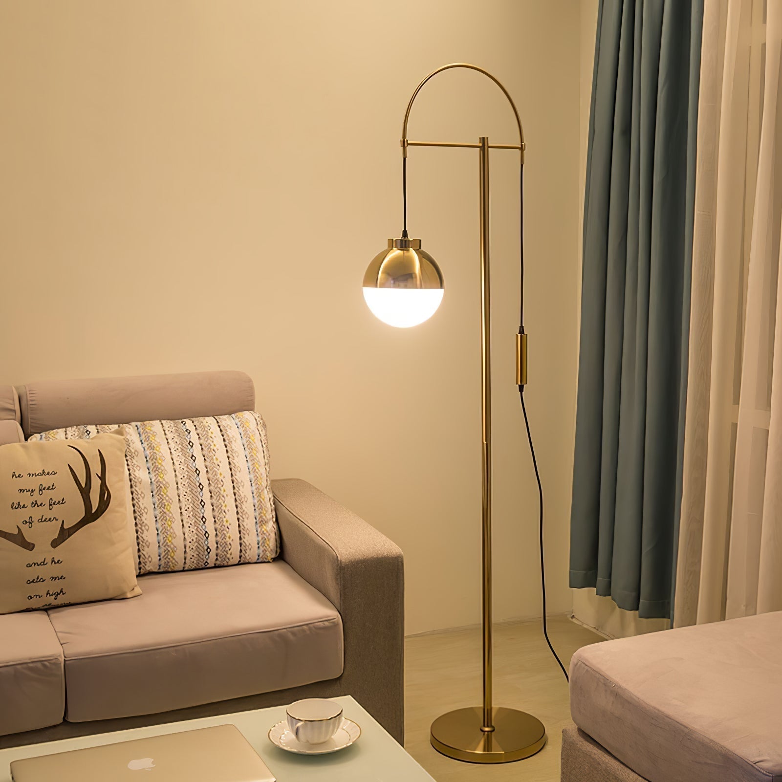 Lunelis Modern Floor Lamp
