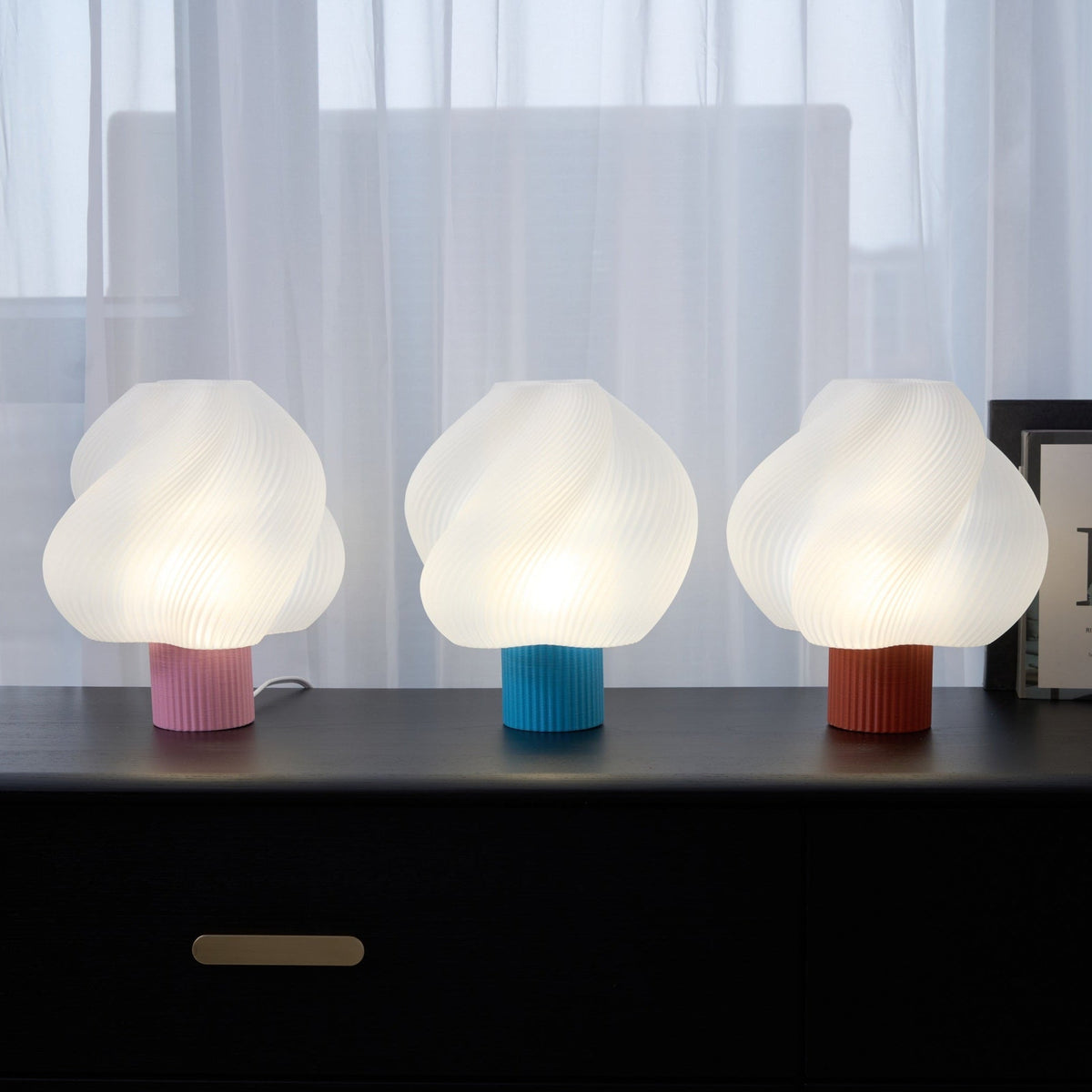 Buffy Modern Plastic Table Lamp