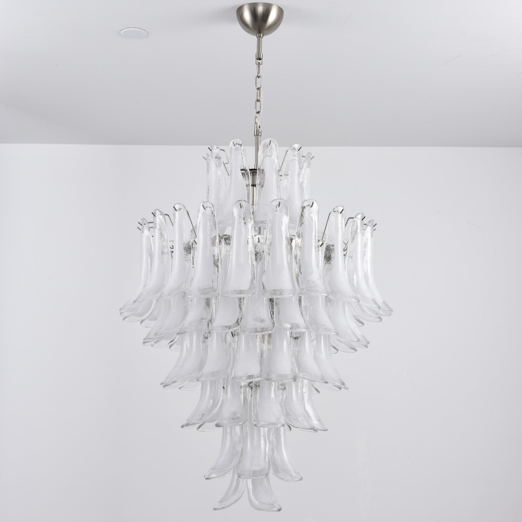 Eirivine Chandelier White Cloud Glass Petals