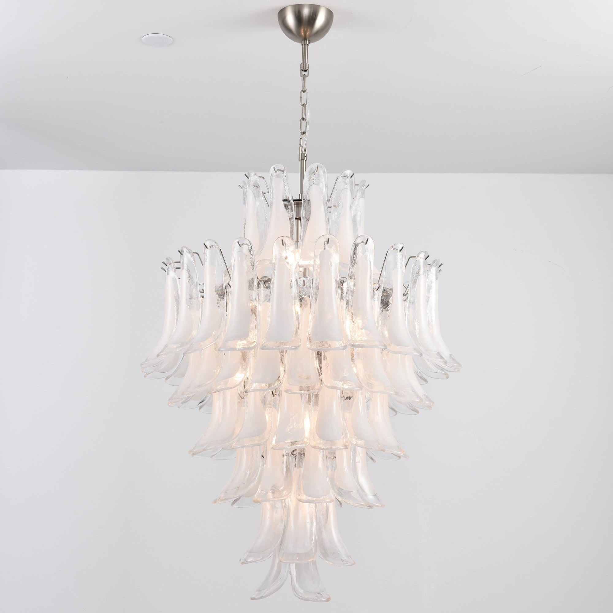 Eirivine Chandelier White Cloud Glass Petals