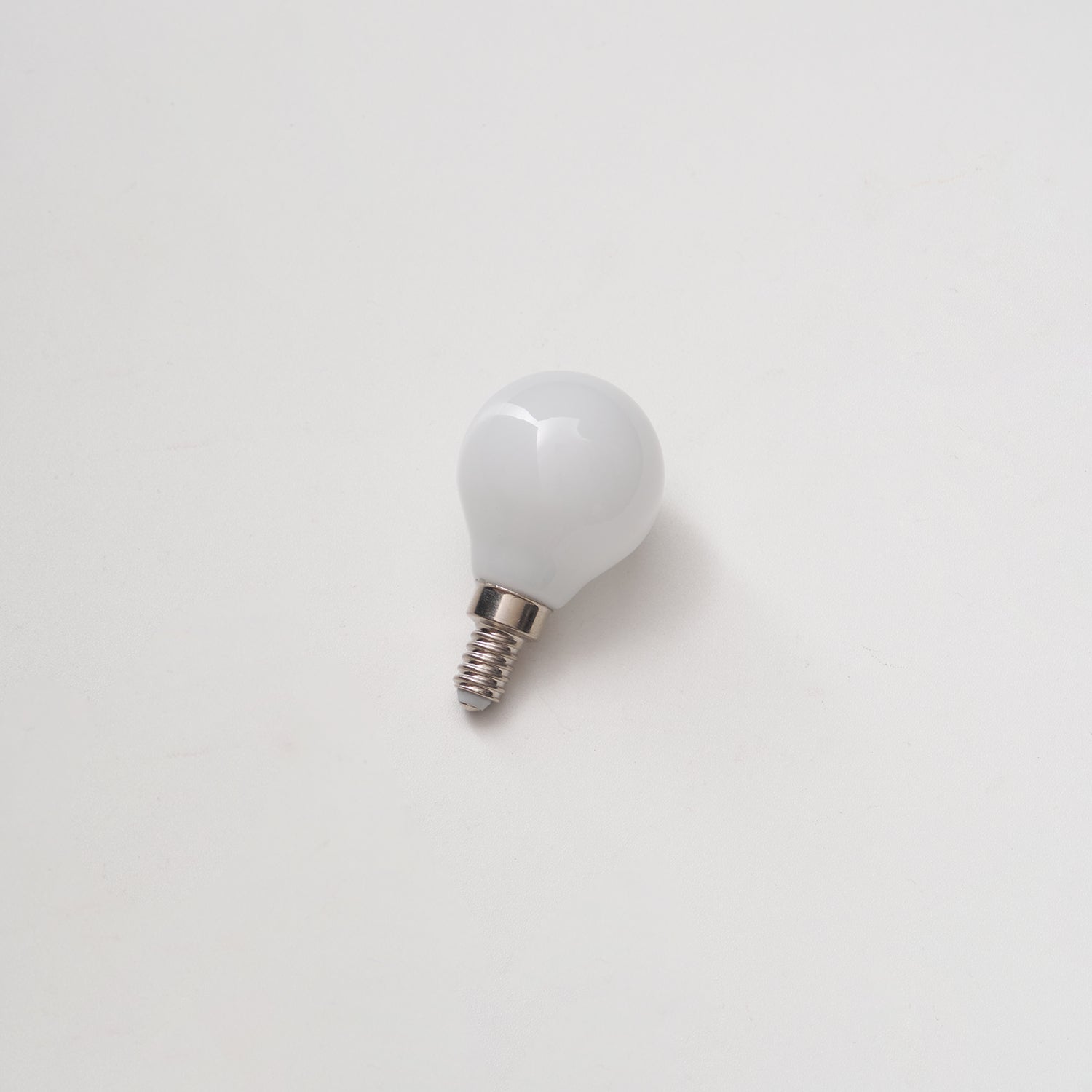 Luno LED Bulb White E14 E12 - Neutral Decor