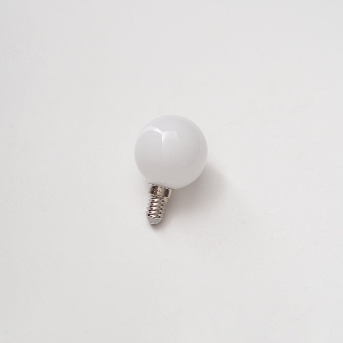 Cassiel Viremont White LED Light E14 or E12 Bulb