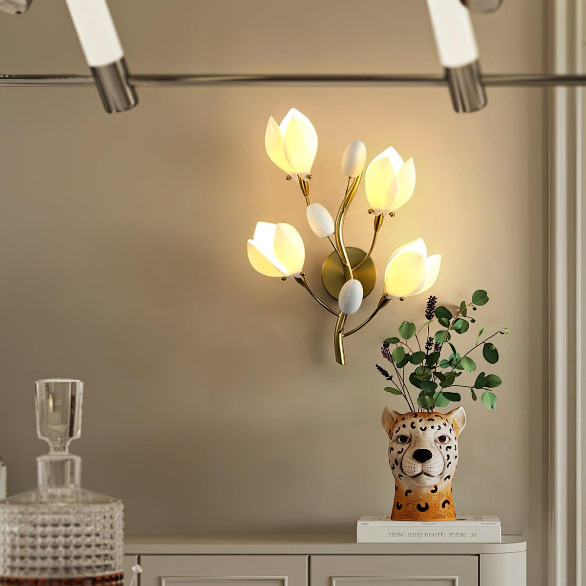 Dirixa Magnolia Elegance Ceramic Wall Lamp