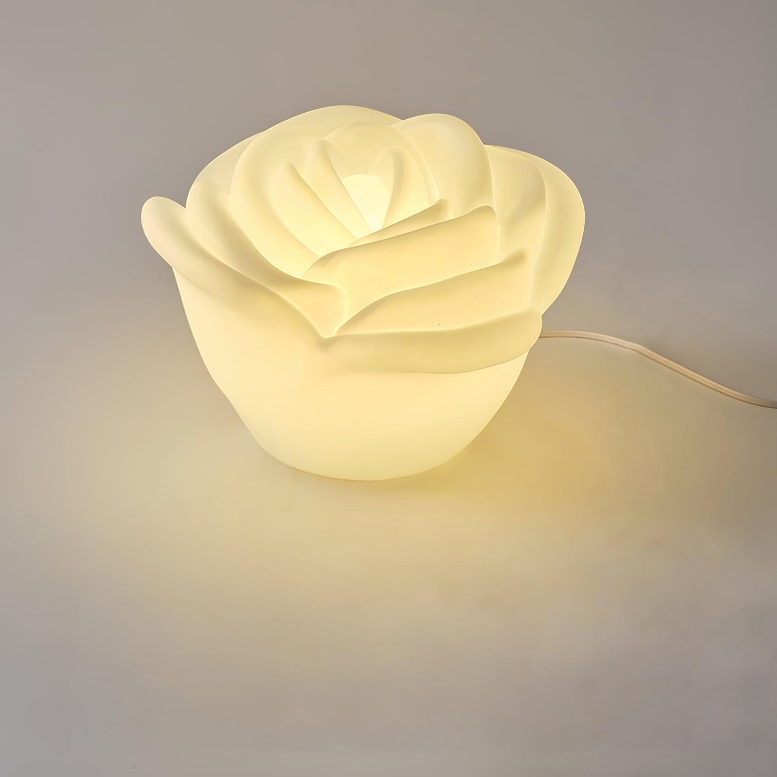 Rosebud Elegant Table Lamp