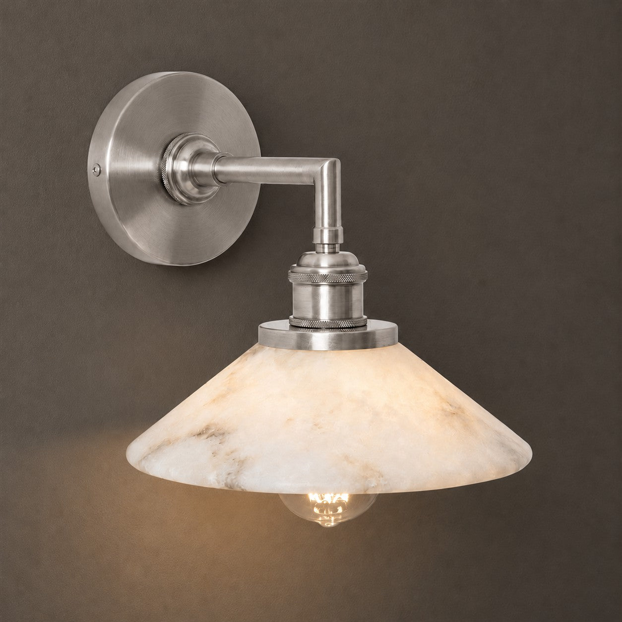 Nivenina Alabaster Wall Sconce