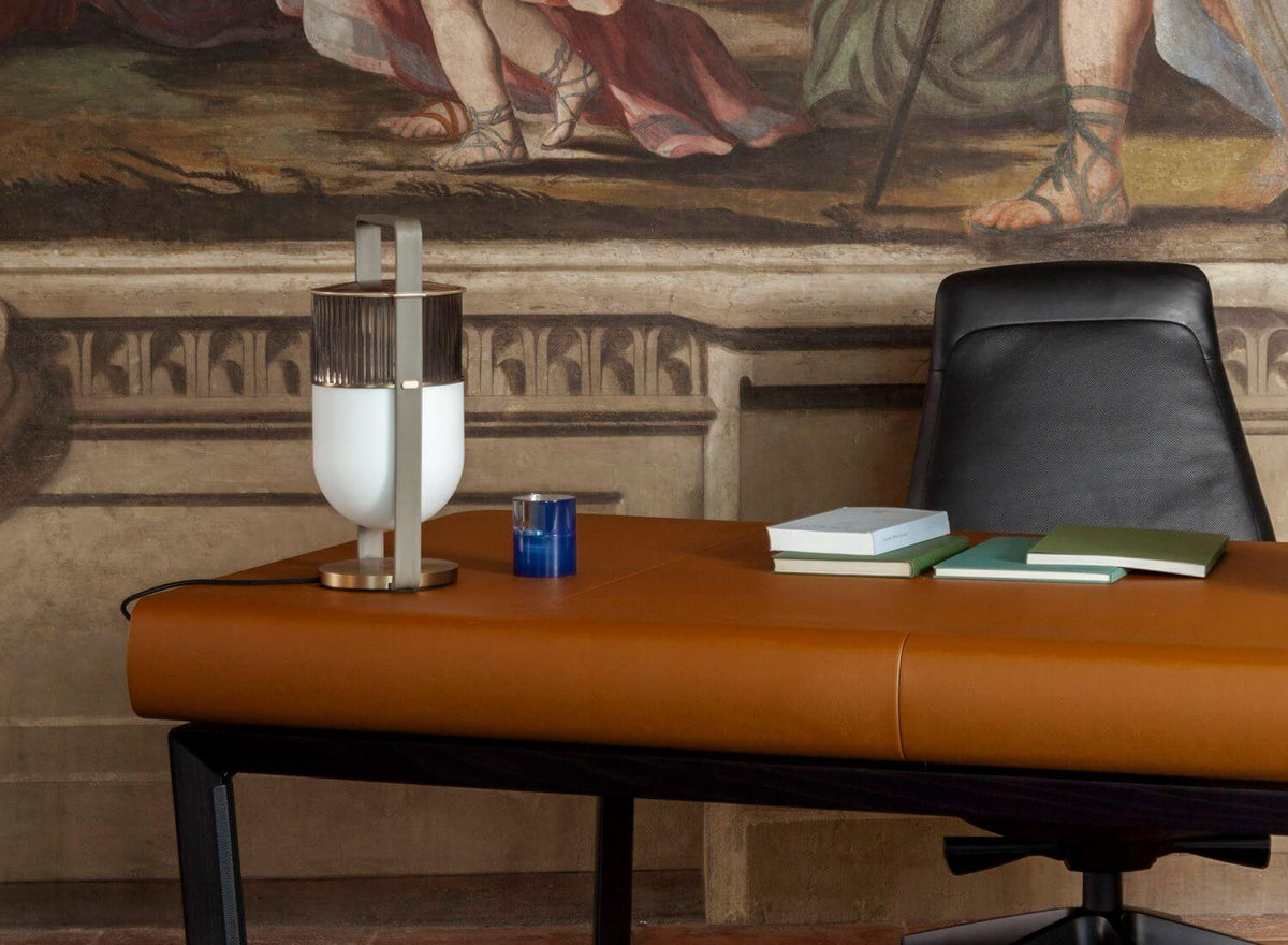 Kiorven Glass Artistic Table Lamp