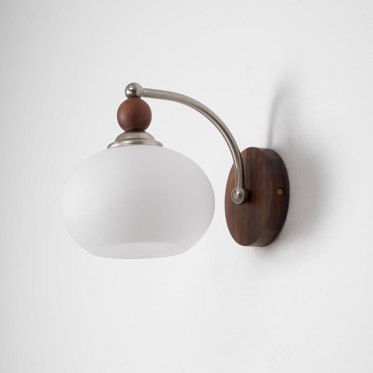 Vicare Premium Nordic Art Glass Wall Lamp