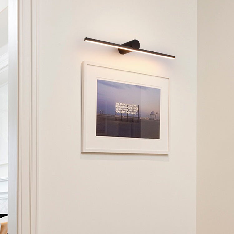 Silvermont Trace Rechargeable Indoor Wall Light