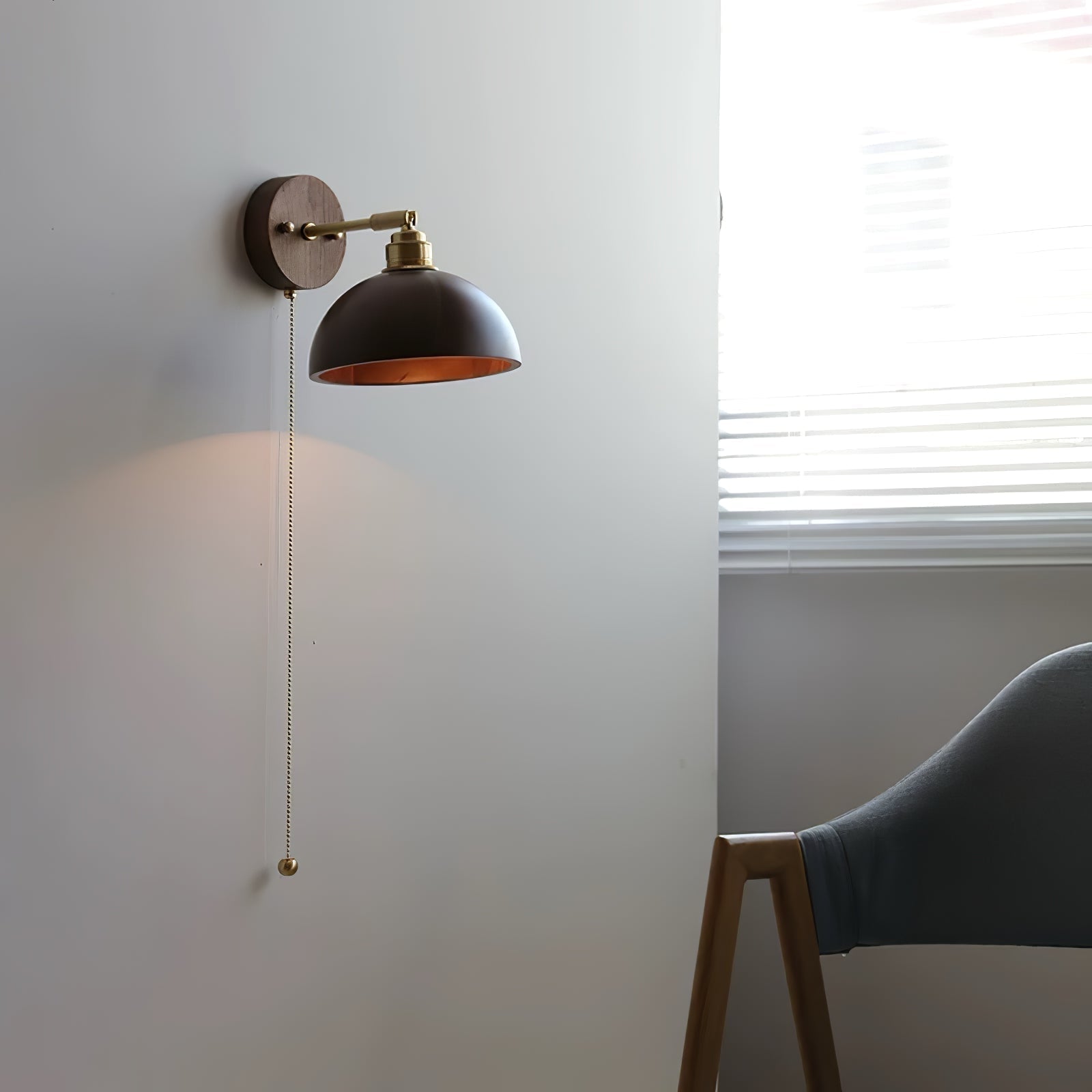 Arsole Traditional Elegance Pull Brass Wall Lamp
