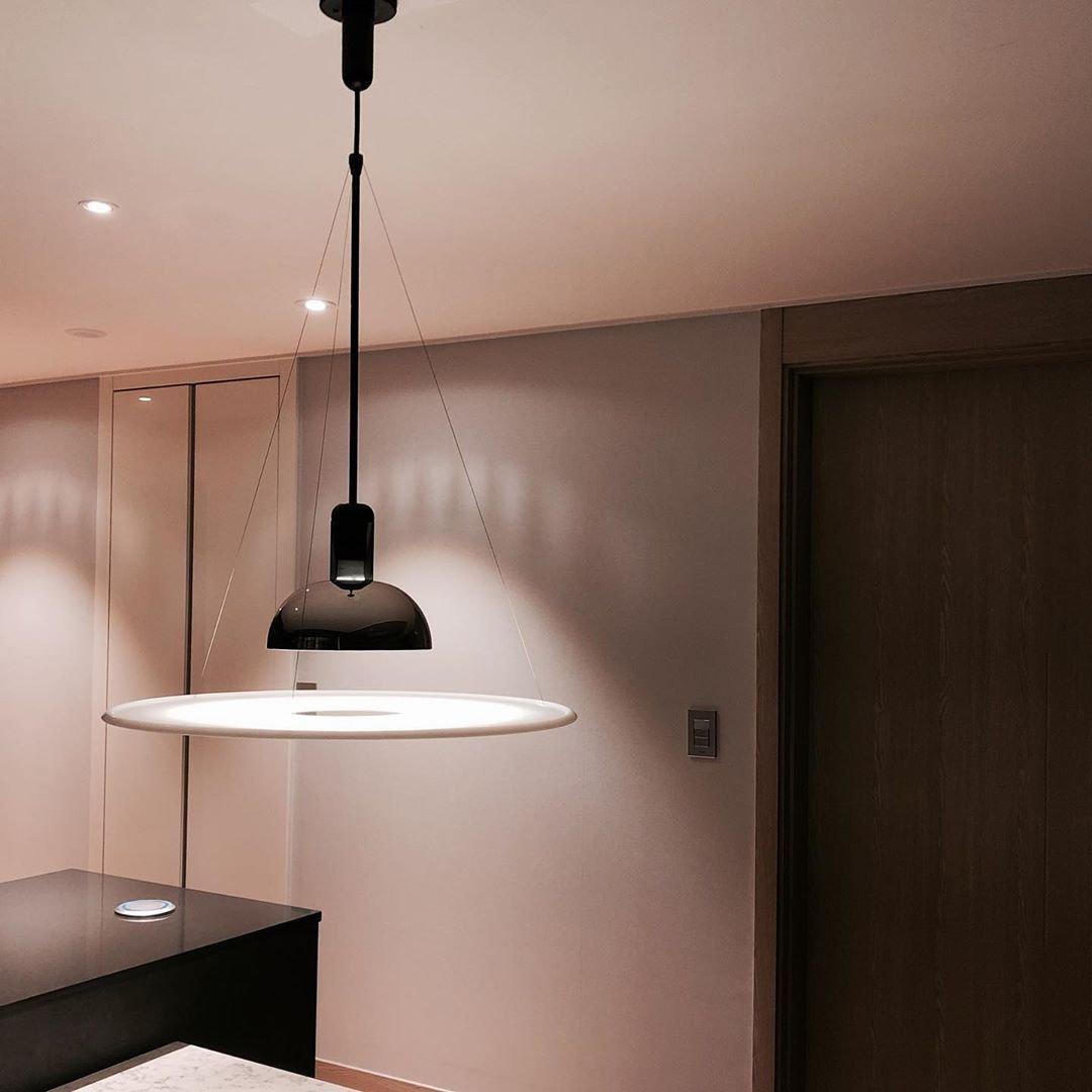 Viraeleria Flying Saucer Pendant Light
