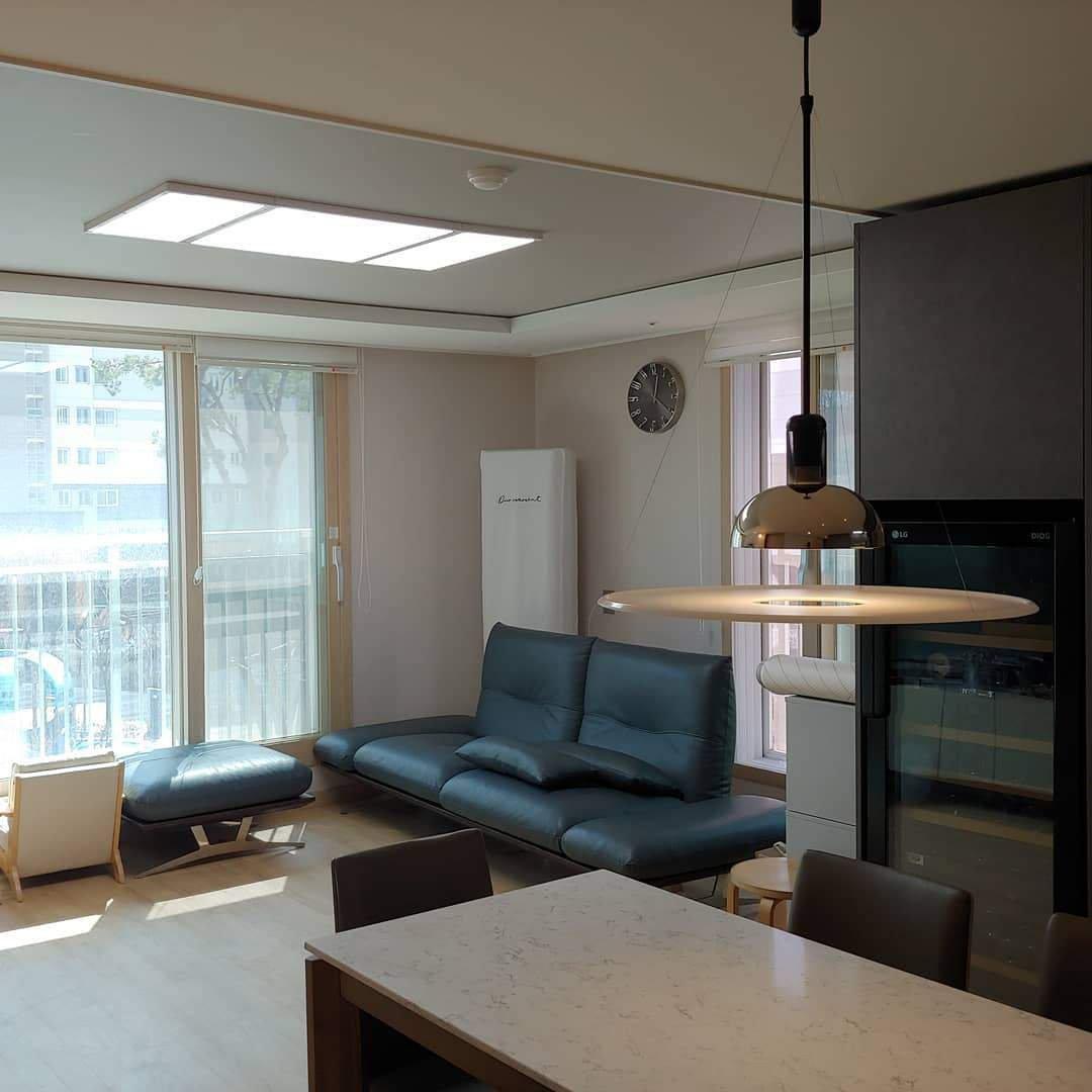 Viraeleria Flying Saucer Pendant Light