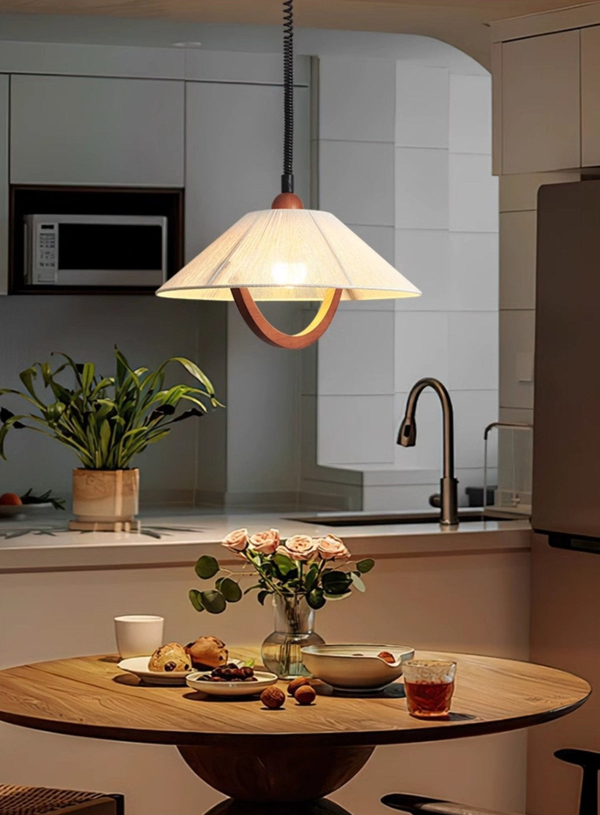 Reneria Minimalist Pendant Light