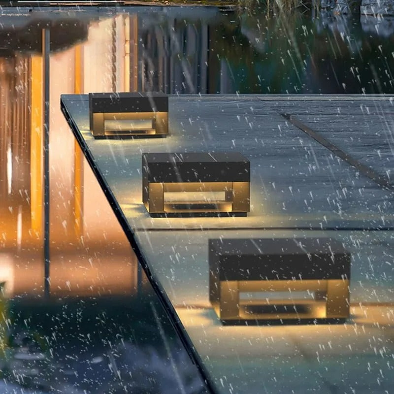 Ray Post Modern Solar Square LED Outdoor Light - Neutral Decor