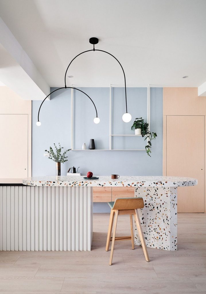 Viraiseon Chandelier Mobile Black Minimalist