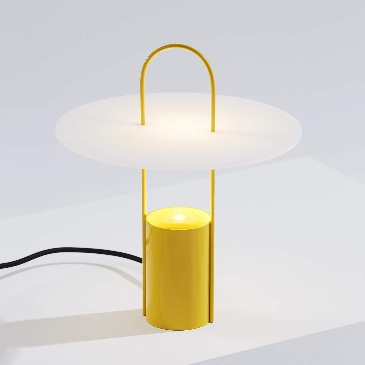 Hattie Modern Table Lamp