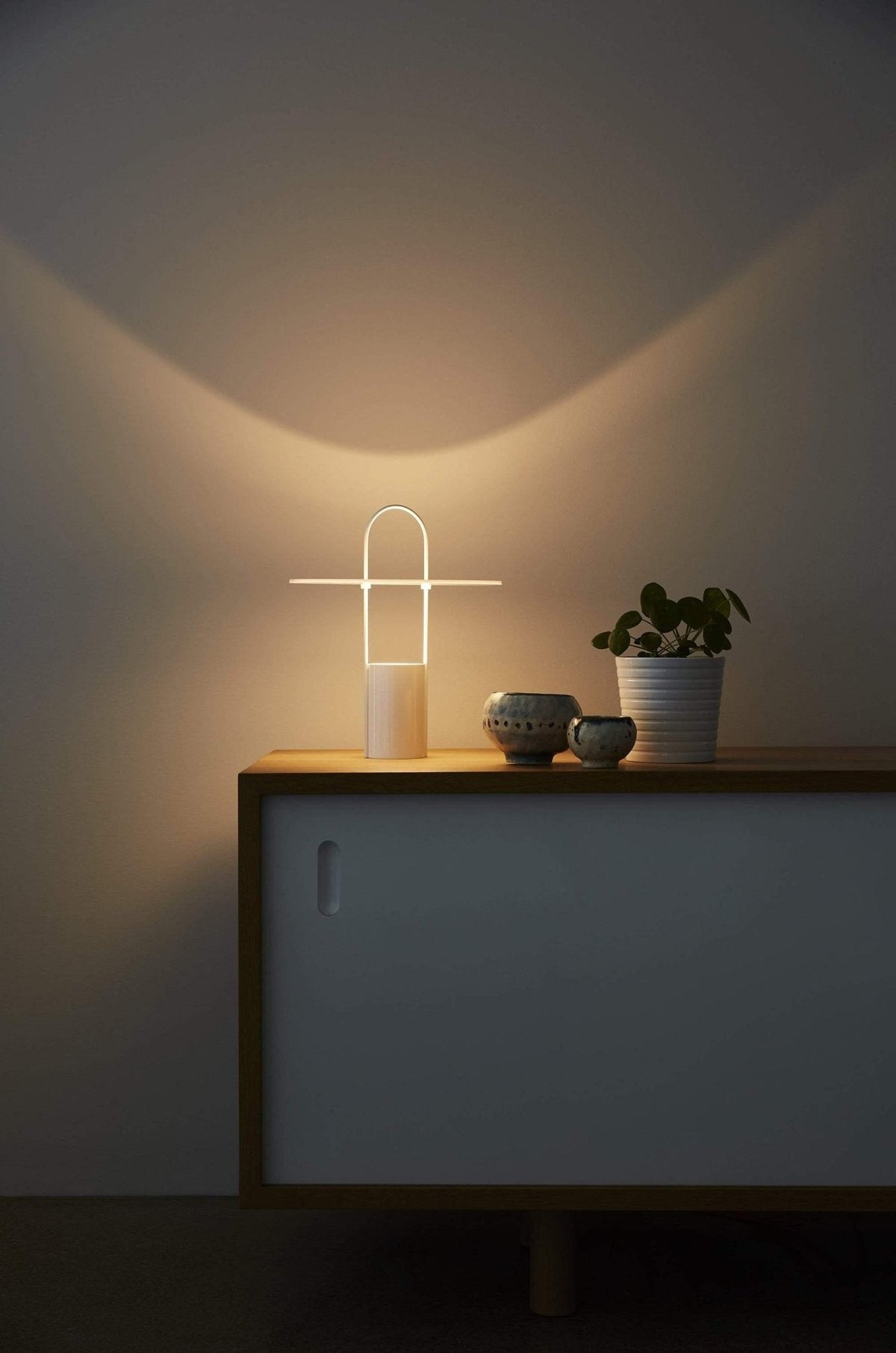 Hattie Modern Table Lamp